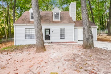 144 Fairview Dr Stockbridge, GA 30281